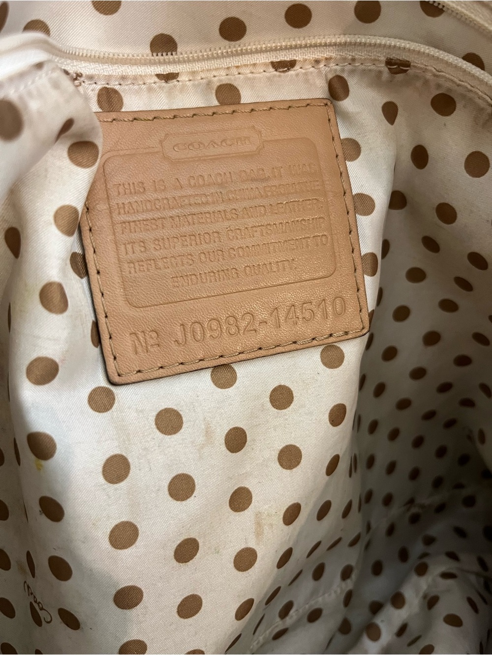 Coach Peyton Leather Tote Handbag in Tan with Gold Hardware - Picture 6 of 15